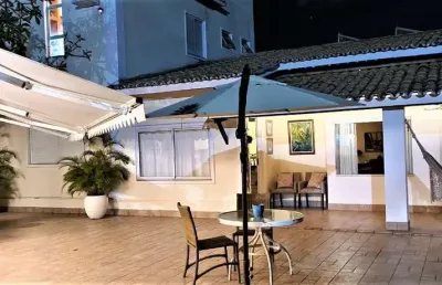 Casa em condomínio para venda em salvador, piatã, 4 dormitórios, 4 suítes, 6 banheiros, 2 vagas