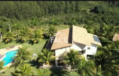 Casa de alto padrão em condomínio fechado  -  guarapari/es
