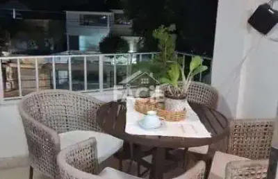 Apartamento com 4 quartos para alugar na Rua Miguel Jantorno, Santa Cecília, Vitória