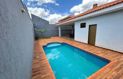 Casa térrea na city ribeirão com piscina e área de churrasco