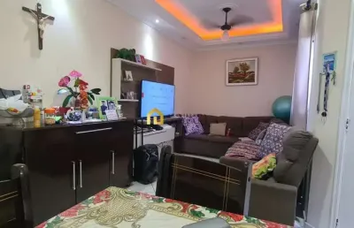 Casa 2 dormitórios com suíte em bairro monitorado 24h