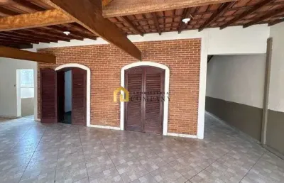 Casa térrea localizada no bairro nova araçoiaba-araçoiaba da serra/sp