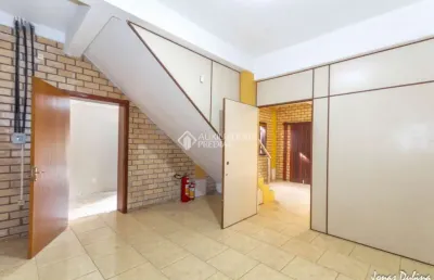 Casa comercial para alugar na rua dom feliciano, 545, niterói, canoas, 239 m2 por r$ 5.800