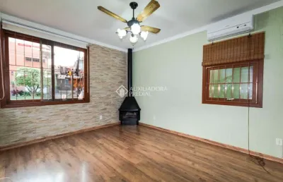 Casa em condomínio fechado com 3 quartos para alugar na rua dos jasmins, 120, igara, canoas, 117 m2 por r$ 4.000