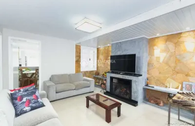 Casa com 5 quartos para alugar na rua nazaré, 461, nossa senhora das graças, canoas, 230 m2 por r$ 5.200