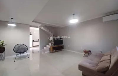 Casa com 3 quartos para alugar na rua joão paulo ii, 66, harmonia, canoas, 120 m2 por r$ 3.500