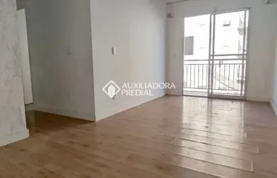 Apartamento com 3 quartos para alugar na avenida otto niemeyer, 1702, camaquã, porto alegre, 68 m2 por r$ 2.500