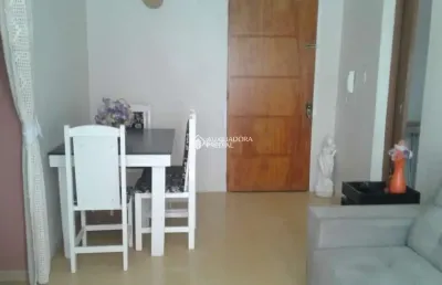 Apartamento com 2 quartos para alugar na rua marechal hermes, 155, camaquã, porto alegre, 53 m2 por r$ 1.350