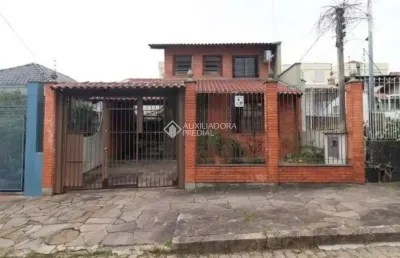 Casa com 3 quartos para alugar na rua coronel villagran cabrita, 265, partenon, porto alegre, 215 m2 por r$ 4.460