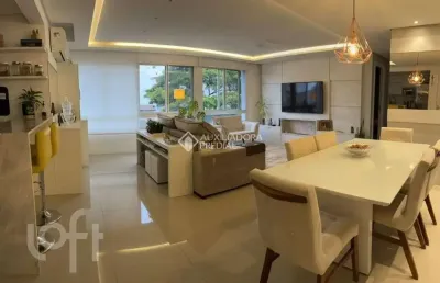 Apartamento com 2 quartos para alugar na rua mário antunes da cunha, 185, petrópolis, porto alegre, 90 m2 por r$ 6.200