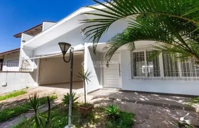 Casa em condomínio fechado com 3 quartos para alugar na rua doutor danilo antônio zaffari, 31, sarandi, porto alegre, 210 m2 por r$ 5.300