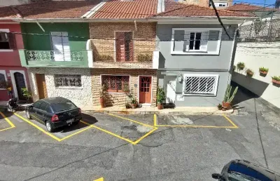 Casa de vila à venda em perdizes, com 2 dormitórios, quintal e vaga de garagem