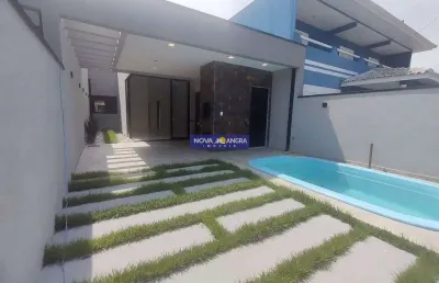 Residencia com piscina proxima do mar no balneário ipanema