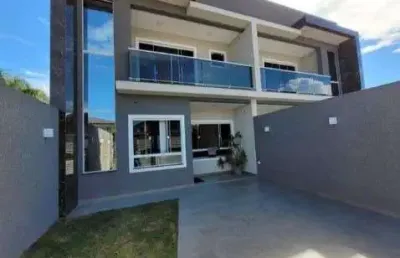 Sobrado com piscina para as férias de sua família imóvel proximo do mar