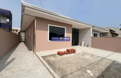 Residencia com piscina (acabamento de alto padrão) aceita financiamento bancário