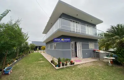 Sobrado à venda com 4 quartos, 3 banheiros e 396m² por r$ 690.000