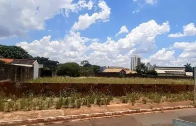 Terreno à venda no Carandá Bosque, Campo Grande 