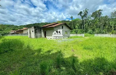 Terreno com mais de 1.000 m² com casa inacabada de 3 quartos no bairro são pedro em guabiruba