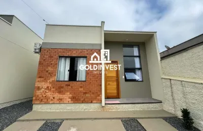 Casa baixa com 3 quartos, sendo 1 suíte, no bairro dom joaquim