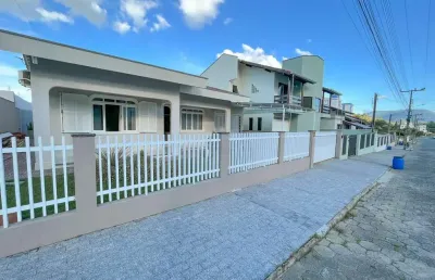 Casa à venda, 3 quartos, 2 vagas, dom joaquim - brusque/sc