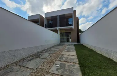 Casa á venda no bairro rio branco em brusque, com 1 suíte + 2 demi suítes