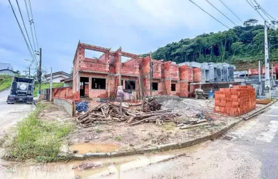 Sobrado com 2 quartos no bairro rio branco (entrega janeiro 2026)