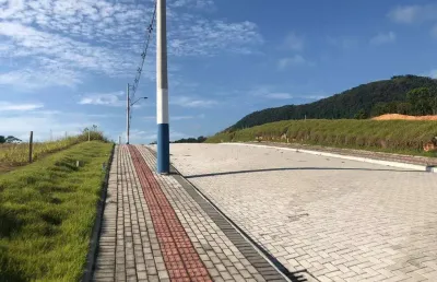 Terreno com 375m² para venda no loteamento residencial são josé bairro aymoré guabiruba.