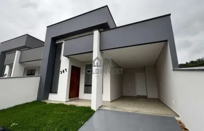 Casa com 1 suíte + 2 quartos e 2 vagas de garagem em guabiruba