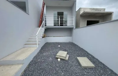 Casa com 2 quartos, sendo 1 suíte localizada no bairro limeira