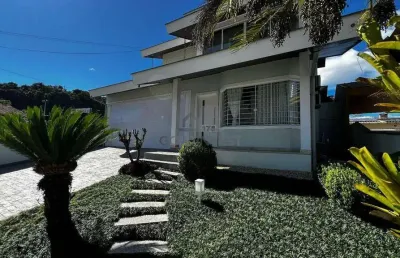 Casa com 3 quartos à venda no São Luiz, Brusque 