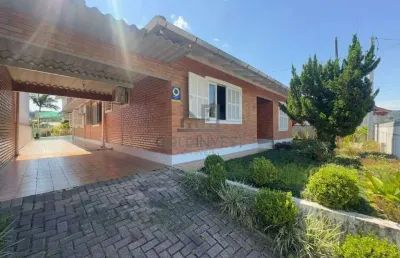 Casa com 6 quartos para alugar no Jardim Maluche, Brusque 