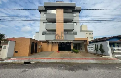 Apartamento com 2 quartos no bairro santa terezinha!!!