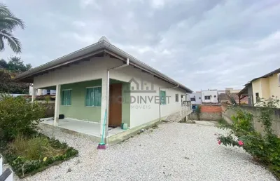 Casa com 2 quartos para alugar no Rio Branco, Brusque 