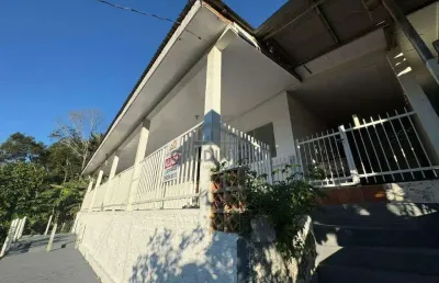Casa com 3 quartos para alugar no São Pedro, Brusque 