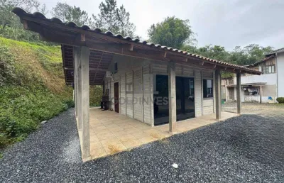 Casa com 2 quartos para alugar no Limeira Baixa, Brusque 