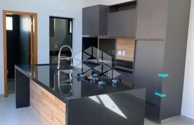 Casa em condomínio à venda,  3 suítes, 4 vagas, quinta da primavera
