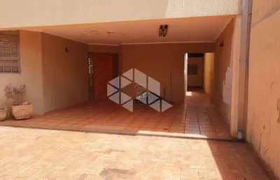 Sobrado à venda 3 dormitórios, 6 vagas, bairro comercial palmares.