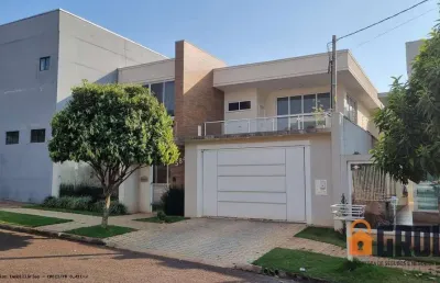 Casa com 3 quartos à venda no Jardim Flora II, Campo Mourão 