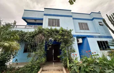 Sobrado para venda em campo mourão, vila teixeira, 4 dormitórios, 1 suíte, 2 banheiros, 2 vagas