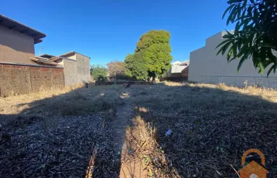 Terreno à venda na Avenida José Custódio de Oliveira, Centro, Campo Mourão