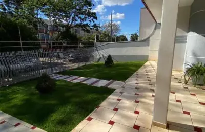 Casa com 4 quartos para alugar no Centro, Campo Mourão 