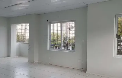 Sala comercial para alugar na avenida assis brasil, 738, santa maria goretti, porto alegre por r$ 1.600