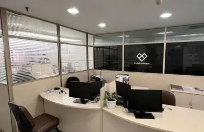 Sala comercial para alugar na avenida júlio de castilhos, 51, centro histórico, porto alegre por r$ 4.500