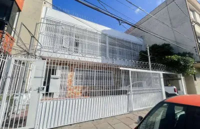 Casa comercial para alugar na rua silva só, 131, santa cecília, porto alegre por r$ 8.900