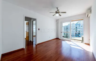 Apartamento com 2 quartos para alugar na rua doutor florêncio ygartua, 73, moinhos de vento, porto alegre por r$ 3.700
