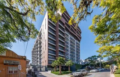 Loft com 1 quarto para alugar na rua casemiro de abreu, 576, rio branco, porto alegre por r$ 3.100