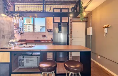 Loft com 1 quarto para alugar na rua miguel tostes, 830, rio branco, porto alegre por r$ 3.500