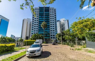 Apartamento com 4 quartos para alugar na rua primeiro de janeiro, 150, três figueiras, porto alegre por r$ 9.500