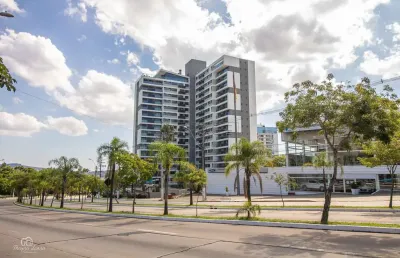 Apartamento com 1 quarto para alugar na avenida senador tarso dutra, 431, petrópolis, porto alegre por r$ 4.500