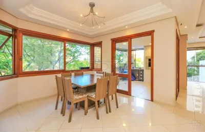 Apartamento com 3 quartos para alugar na rua carvalho monteiro, 210, petrópolis, porto alegre por r$ 8.500